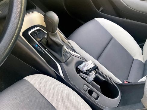Used 2024 Toyota Corolla LE FWD image 15
