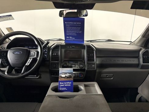 Certified 2019 Ford F250 XLT w/ Snow Plow Prep Package image 26