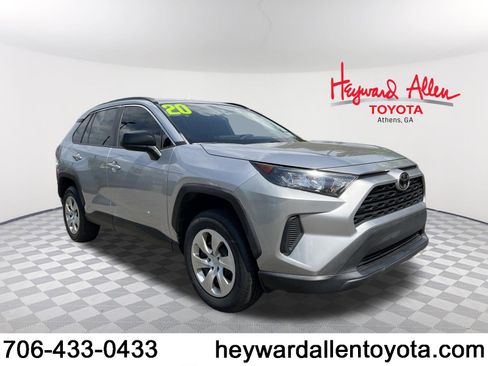 Certified 2020 Toyota RAV4 LE FWD image 1