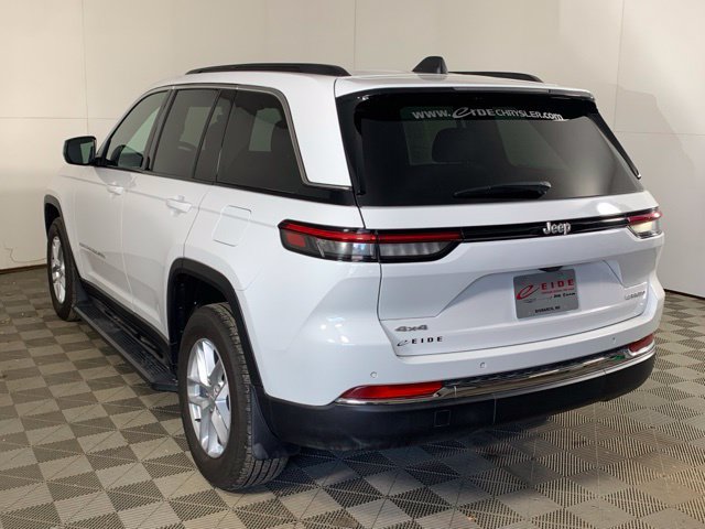 Used 2025 Jeep Grand Cherokee Laredo X w/ Luxury Tech Group I AWD/4WD image 10