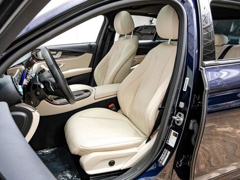 Used 2022 Mercedes-Benz E 350 Sedan w/ AMG Line Exterior image 26