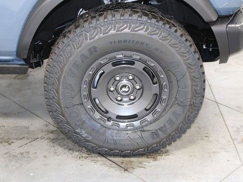 New 2025 Ford Bronco Badlands image 12