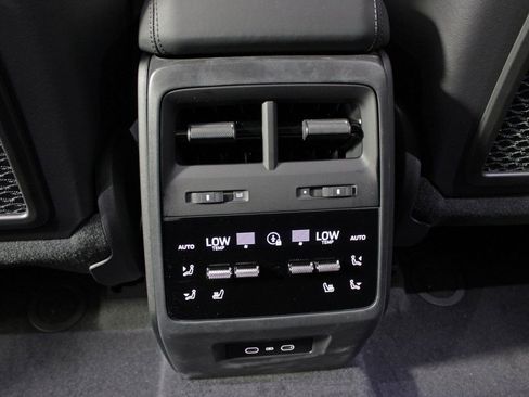 Certified 2025 Porsche Macan Turbo Electric image 35