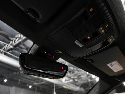 Used 2019 Mercedes-Benz GLA 250 4MATIC image 34