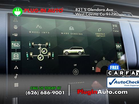 Used 2025 Land Rover Range Rover SV image 32