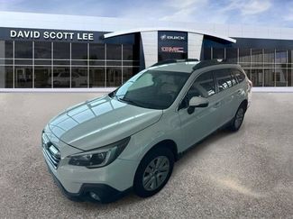 Used 2018 Subaru Outback 2.5i Premium AWD/4WD video 1
