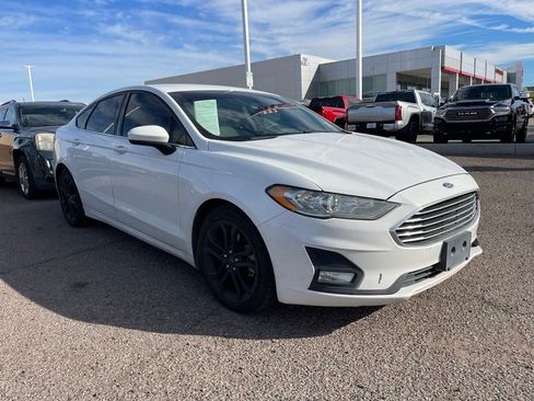 Used 2019 Ford Fusion SE w/ Equipment Group 151A image 1