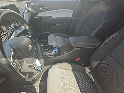Certified 2024 Chevrolet Trax LT w/ Driver Confidence Package FWD image 8