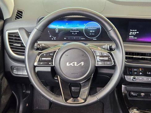Used 2026 Kia Seltos EX FWD image 20