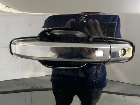 Used 2020 Chevrolet Silverado 1500 LT w/ True North Edition image 39