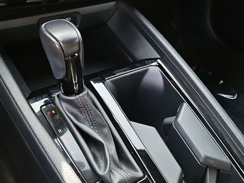 Used 2024 Honda Accord Sport image 25