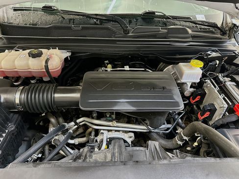 Used 2022 RAM 1500 Big Horn AWD/4WD image 34