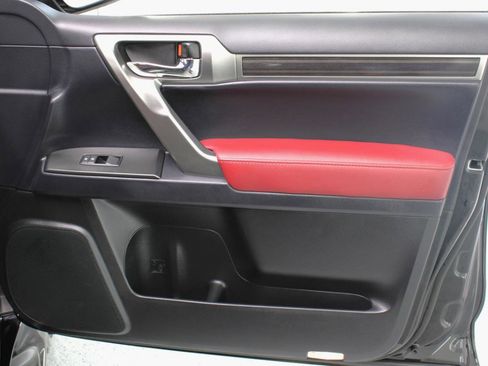 Used 2022 Lexus GX 460 Premium w/ Premium Package image 53