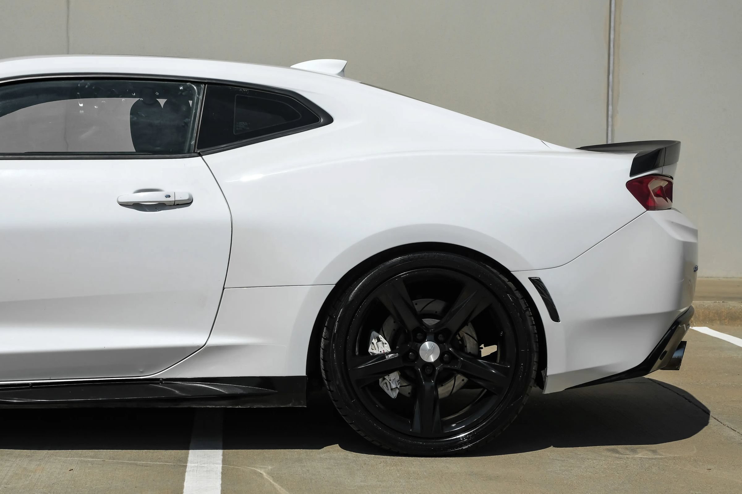 Used 2017 Chevrolet Camaro SS RWD image 12