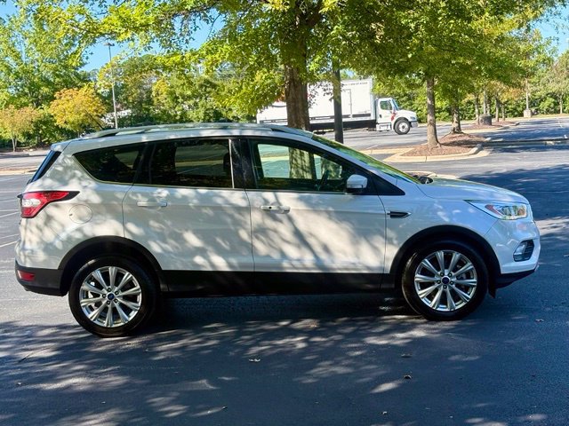 Used 2017 Ford Escape Titanium FWD image 9