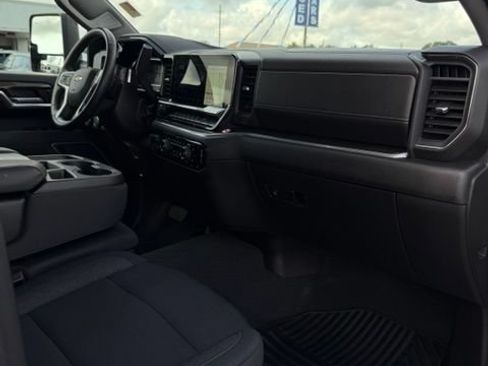 Used 2025 Chevrolet Silverado 2500 LT w/ Safety Package AWD/4WD image 34