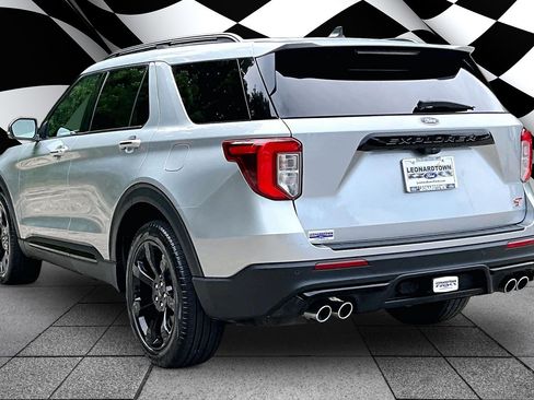 Used 2022 Ford Explorer ST w/ Equipment Group 401A AWD/4WD image 12
