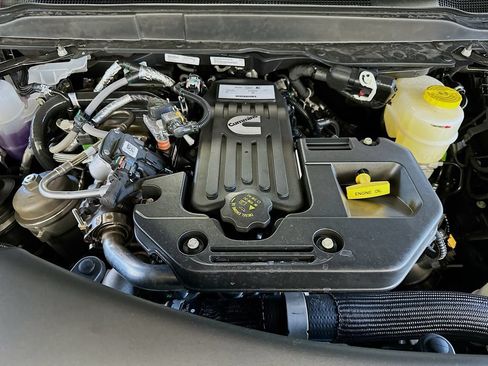 New 2026 RAM 3500 Big Horn AWD/4WD image 18