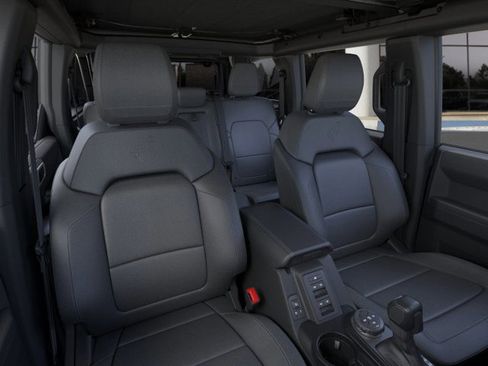 New 2025 Ford Bronco Outer Banks image 10