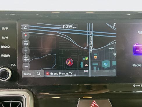 Used 2023 Kia Sorento S image 22