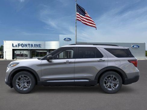 New 2025 Ford Explorer Active w/ Active Comfort Package image 3