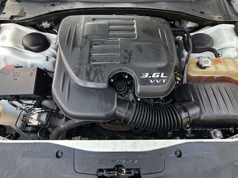 Used 2016 Dodge Charger SXT AWD/4WD image 20
