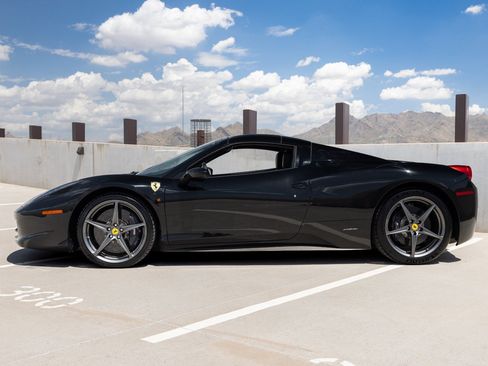 Used 2012 Ferrari 458 Spider RWD image 16