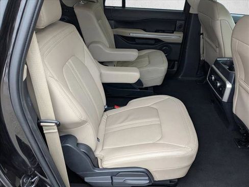 Used 2024 Ford Expedition Max Limited image 24