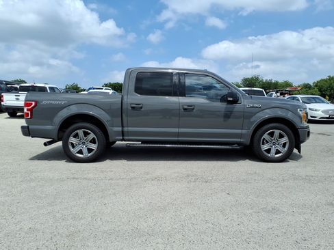 Used 2018 Ford F150 XLT w/ Equipment Group 302A Luxury RWD image 4