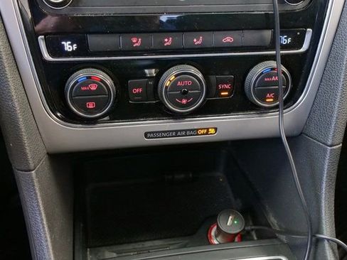 Used 2016 Volkswagen Passat 1.8T S image 21