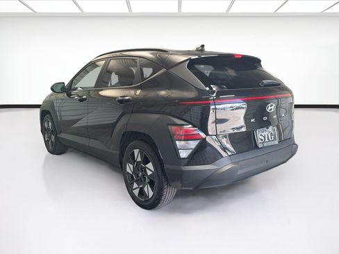 Used 2025 Hyundai Kona SEL FWD image 6