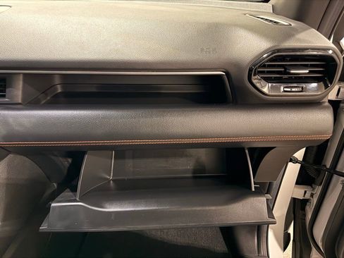 Used 2025 Honda Pilot Sport image 29