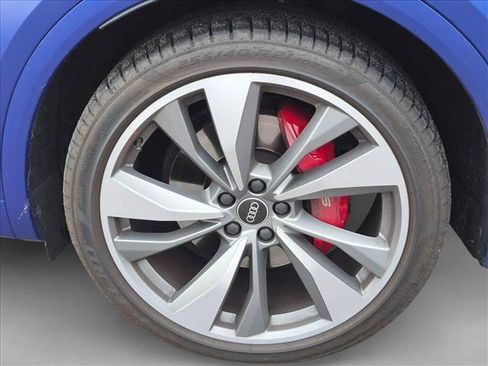 Certified 2023 Audi SQ5 Prestige w/ Prestige Package AWD/4WD image 9
