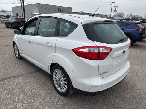 Used 2016 Ford C-MAX SE w/ Equipment Group 203A image 2