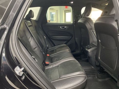 Used 2019 Volvo XC60 T6 R-Design w/ Protection Package Premier image 19