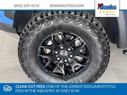 Certified 2025 Chevrolet Colorado ZR2 w/ Midnight Edition AWD/4WD image 4