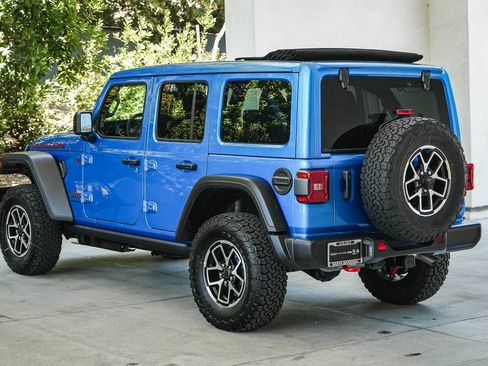 New 2026 Jeep Wrangler Unlimited Rubicon AWD/4WD image 4