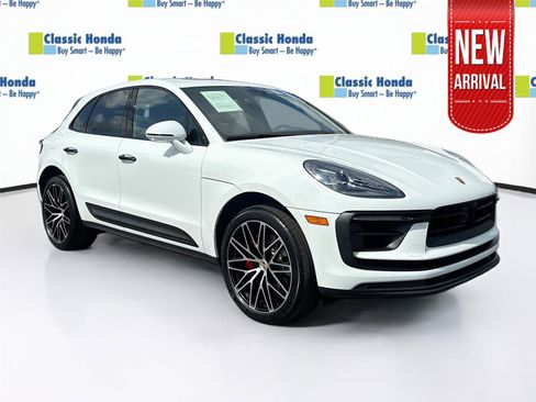 Used 2023 Porsche Macan S AWD/4WD image 1