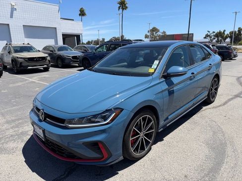 Used 2025 Volkswagen Jetta GLI Autobahn FWD image 1
