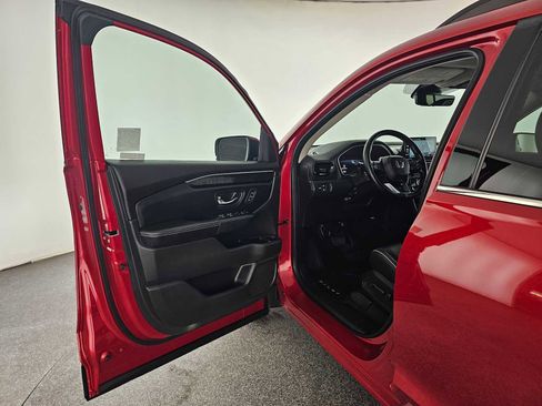 Used 2024 Honda Pilot Elite image 21