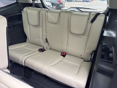 Certified 2023 Subaru Ascent Limited w/ Technology Package image 13