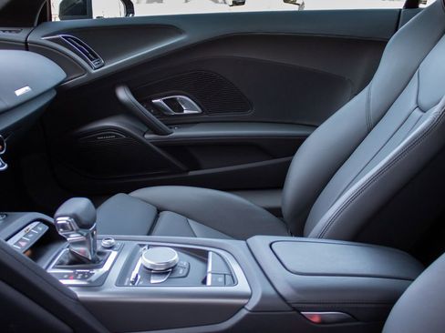 Used 2023 Audi R8 V10 performance image 18