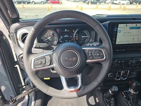 Certified 2025 Jeep Wrangler Unlimited Sahara image 2