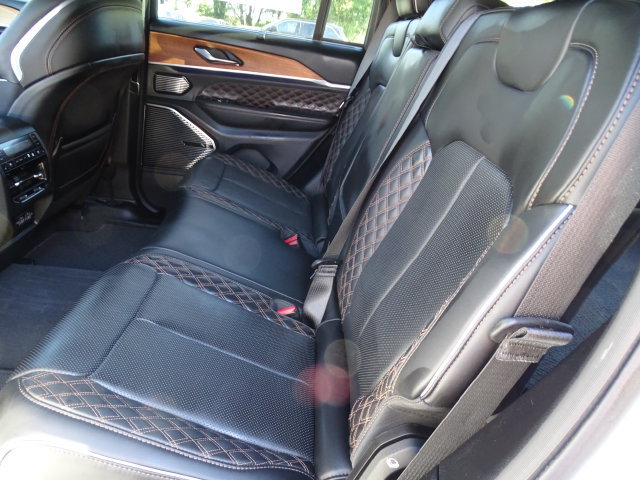 Certified 2023 Jeep Grand Cherokee Summit AWD/4WD image 4