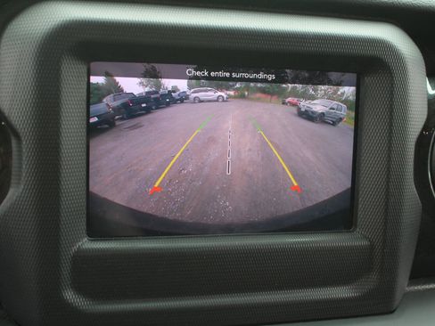 Used 2020 Jeep Wrangler Unlimited Sport AWD/4WD image 13