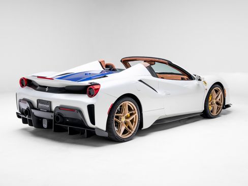 Used 2020 Ferrari 488 Pista Spider image 42