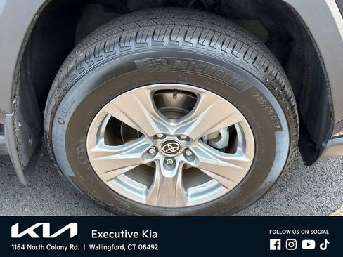 Used 2023 Toyota RAV4 XLE w/ Convenience Package AWD/4WD image 7