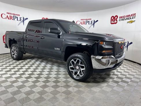 Used 2018 Chevrolet Silverado 1500 LT w/ Texas Edition AWD/4WD image 1