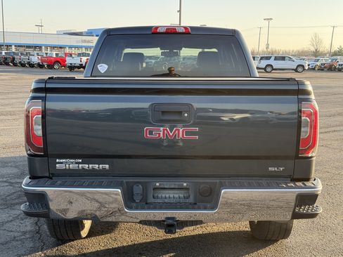 Used 2017 GMC Sierra 1500 SLT w/ SLT Premium Package image 4