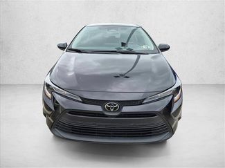 Used 2025 Toyota Corolla LE FWD video 2